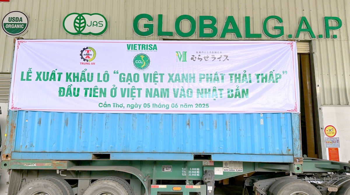 Xuất khẩu lô gạo Việt xanh, phát thải thấp đầu tiên sang Nhật Bản