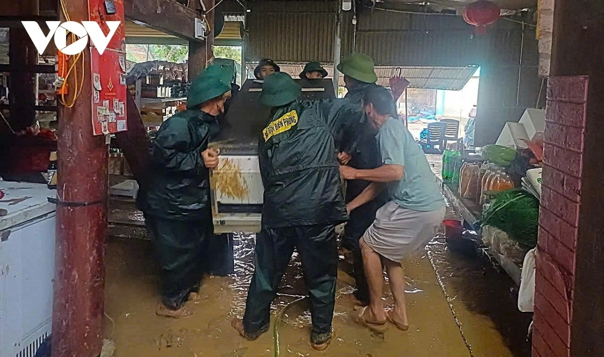 Apêê c'bhuh quân sự, công an, biên phòng xooc tươc zooi đha nuôr pa tơơi cr'van, bhrợ pa mâng đong xang l'lăm bêl tươc đhí amuôt.