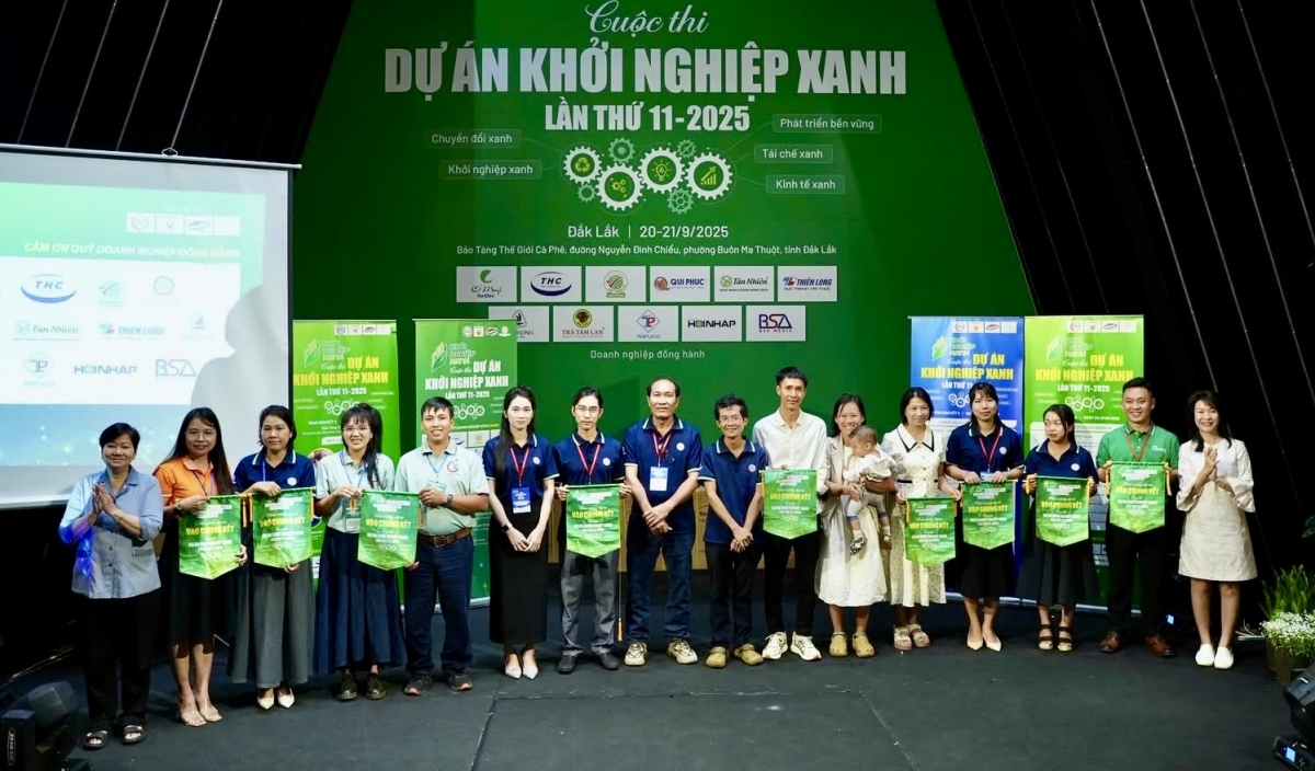 
Tơring Tŏk bŏk – Tây Nguyên đei lơ tơdrong vă jang mât lơ̆m Vŏng thi mă hơtuch