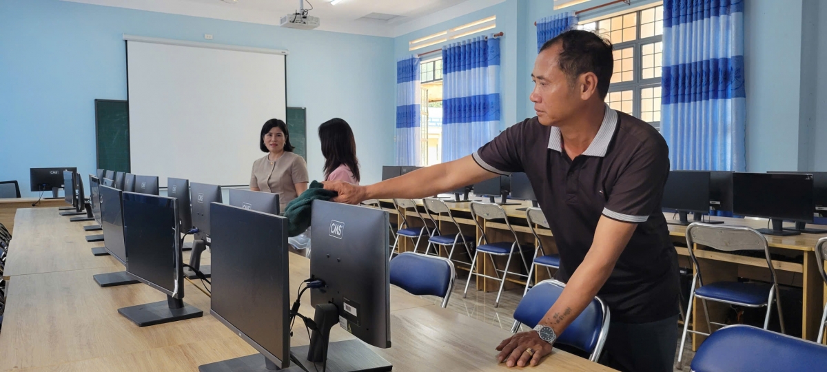 Dôm hnam trưng tơ̆ dêh char Gia Lai kŭm chă hơlen năng tơmam drăm, kơƀang tang dŏ vă pơm ‘lơ̆ng ăn tơdrong pơtho, hŏk pơhrăm