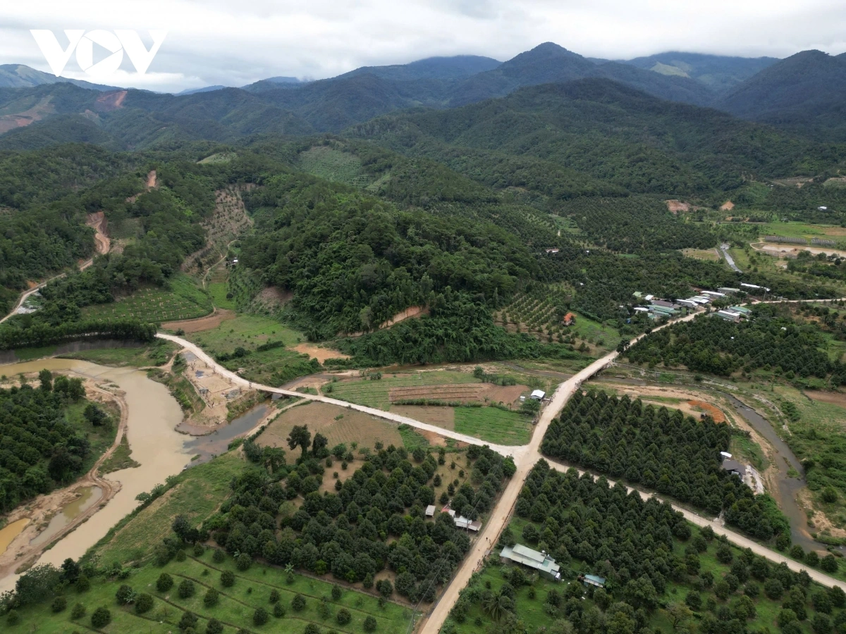 Bhum ceik tinh Khanh Hoa hu ngak jeng dom bein phun