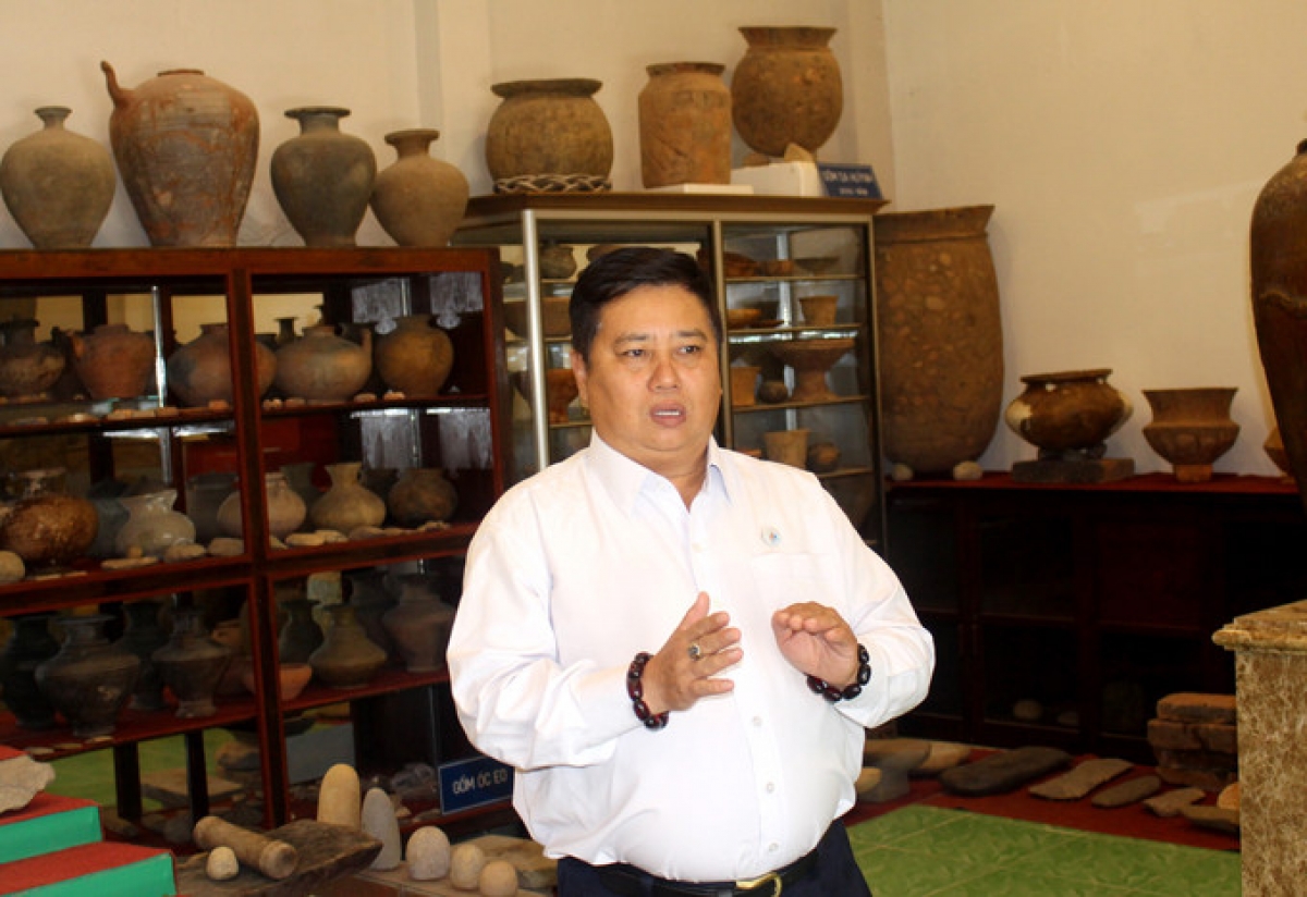 Ong Nguyễn Ngọc Ẩn, urang pasang khik Gilang kaya yao klak di Mũi Né