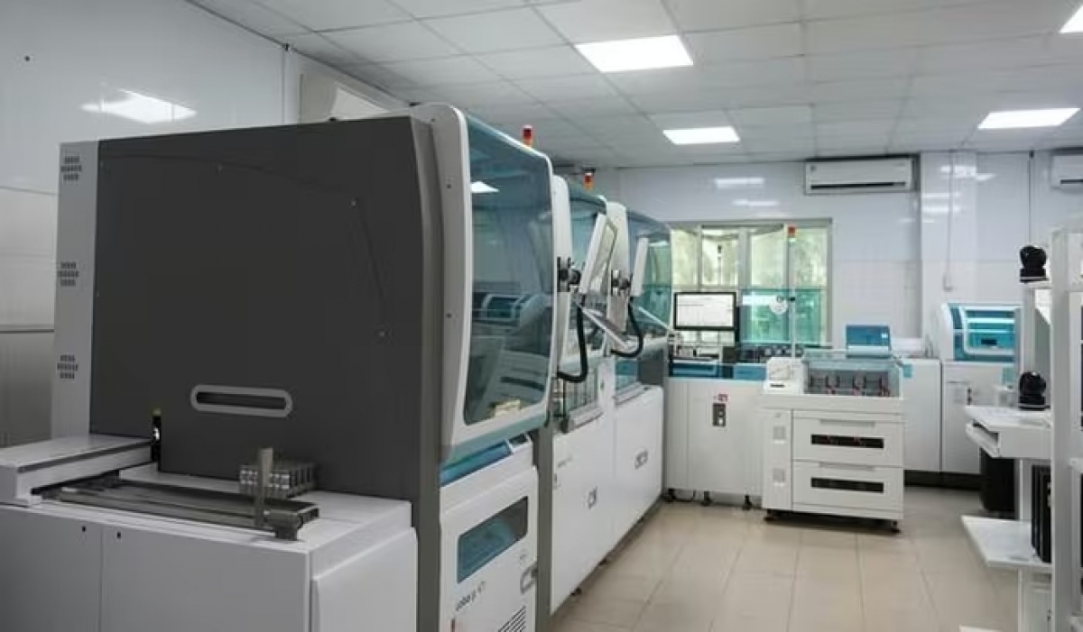 Hệ thống tự động hóa Khoa xét nghiệm Bệnh viện Đa khoa Trung ương Cần Thơ