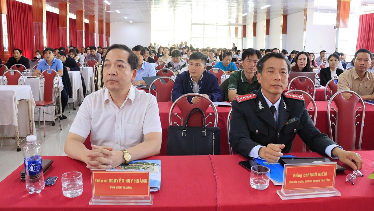 Ơdŭ bơto bơtơl bơh Hìu bơsram Kwang bàng Lùp sền pơgồp bal mờ Lùp sền càr Lâm Đồng dê pờ