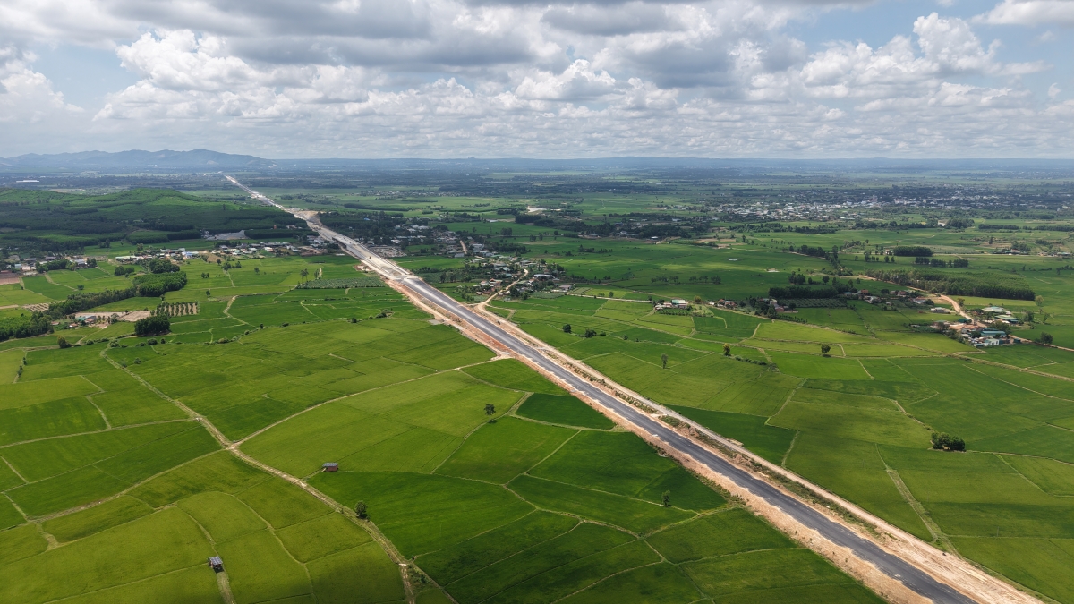 Kờp dŭ bồ nam 2027, gùng rơndeh lòt mhar Khánh Hoà – Buôn Ma Thuột rơ̆p lơh gơs mờ ai ngui