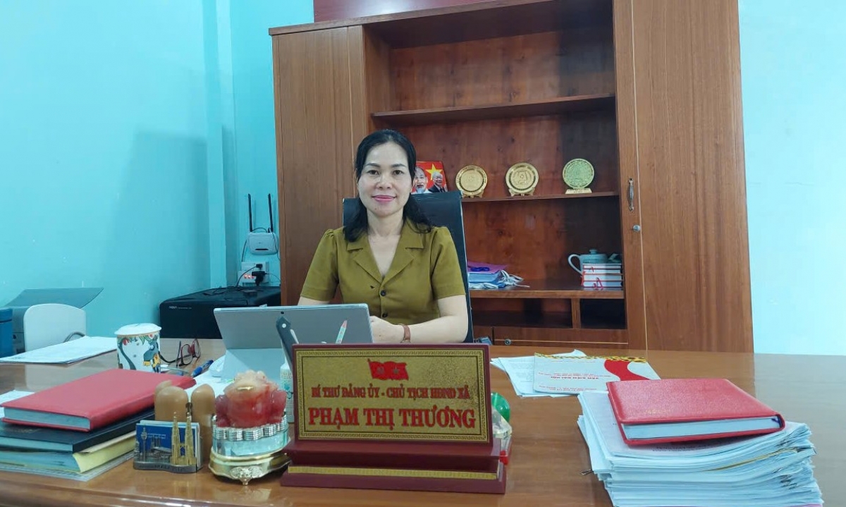 
Yă Phạm Thị Thương, Ƀĭ thư Đảng uy xah Đăk Pxi, dêh char Quảng Ngãi, jĭ bơngai hơdrung Jẻ triêng