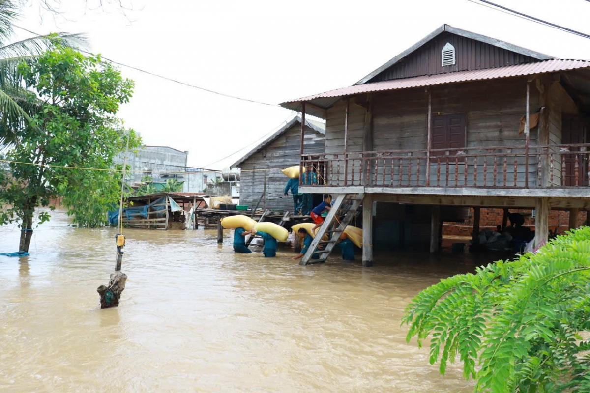 Gia Lai sồr ntrờn 180 hìu bơnhă làng bol lik bơh tiah ngơr bam sàh Ia Hiao