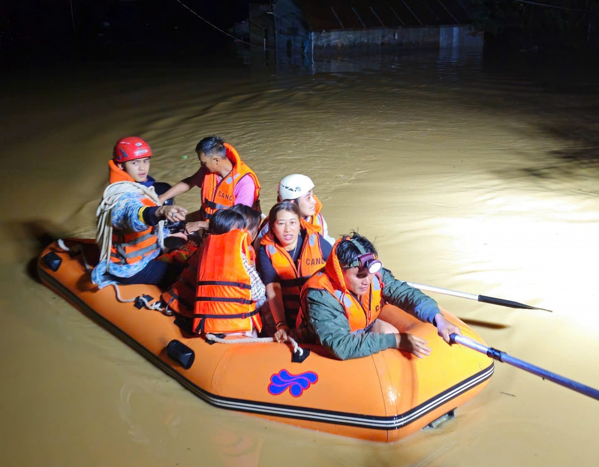 Dâi plong kơxu vâ chơ pơto kuăn pơlê, kế tơmeăm troh a tíu ki tơniăn