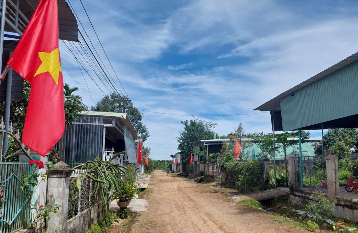 Êlan ƀuôn anôk mkŏ mkra ala ƀuôn mrâo ti Đắk Tô bi kđhĭt hla čhiăm gru mơak hrue mkŏ mjing lăn čar