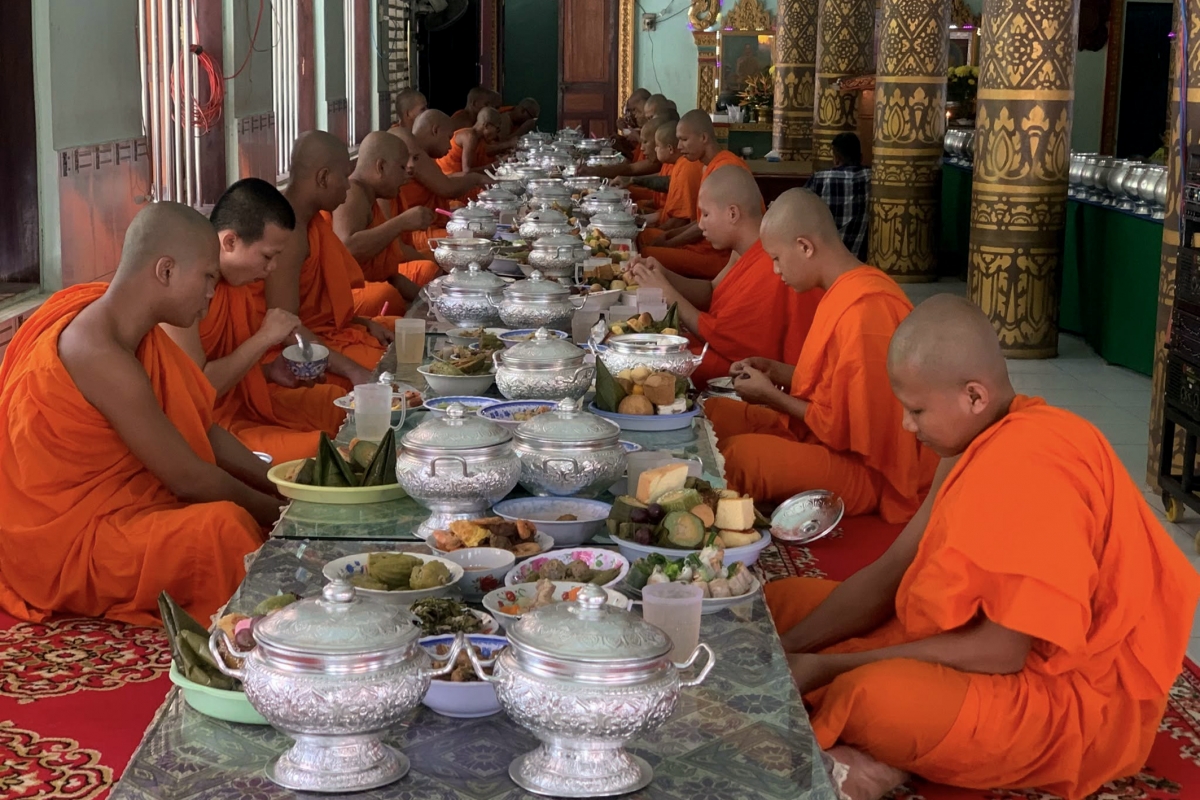 Trai tăng mùa Sên Đôn ta