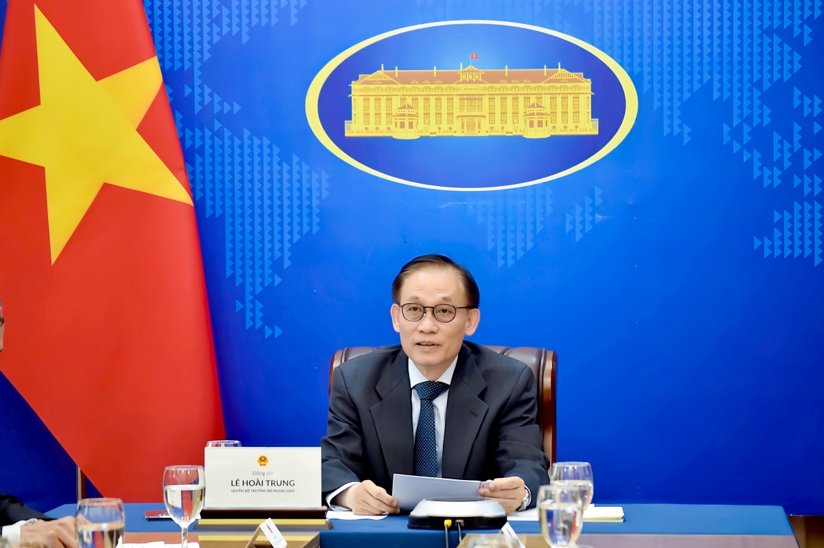 Ngế ki pôu râng hnoăng Khu xiâm tơpui kâ Lê Hoài Trung