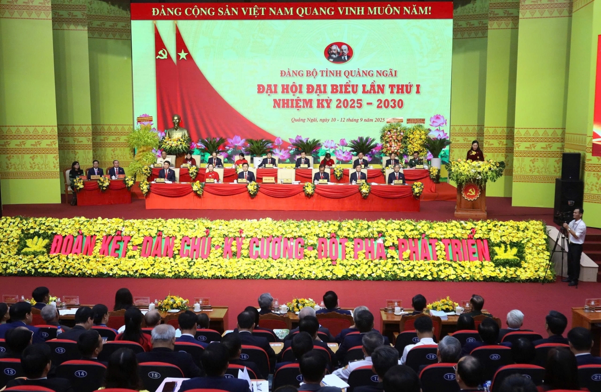 Jơh gùt anih bơyai lơh pơrjum dờng