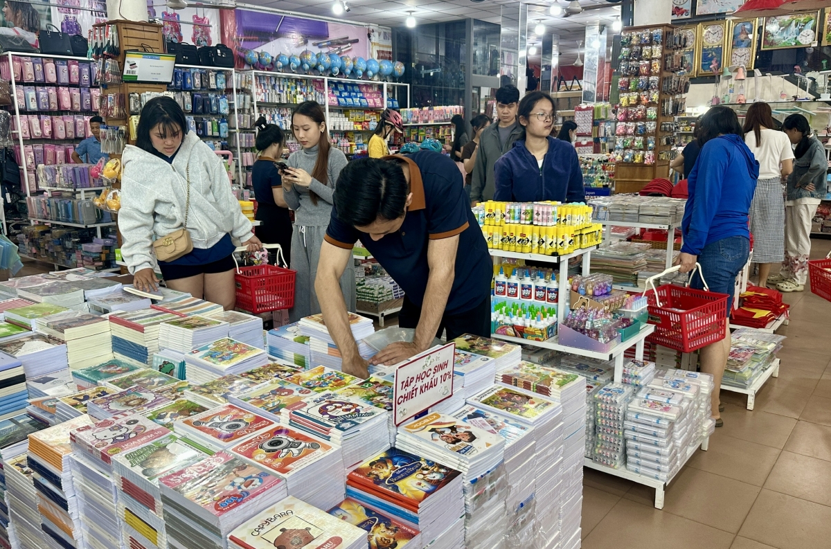 Mè bèp, kơnòm bơsram blơi phan ngui bơsram ai nam bơsram pa in