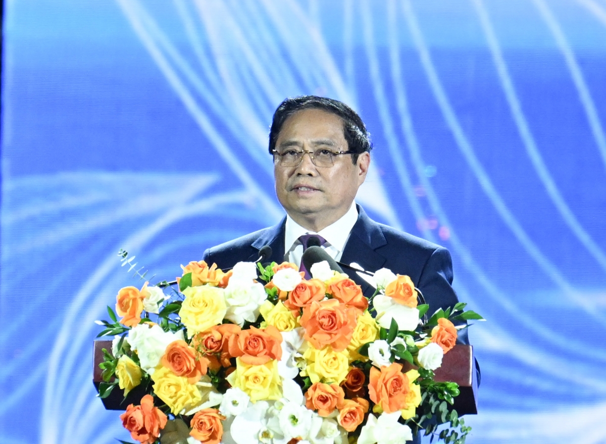 Khua dêh čar ơi Phạm Minh Chính pơhiăp ƀơi mông jơnum pơđut