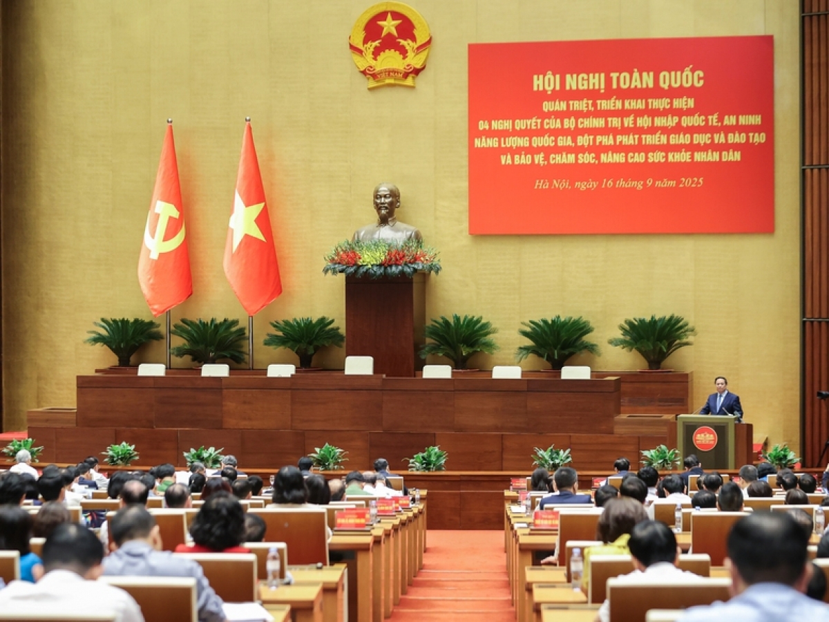 Thủ tướng mbơh tơih bôk nău kan mpeh ntĭm nti ta Rơh rƀŭn nchră lam dak