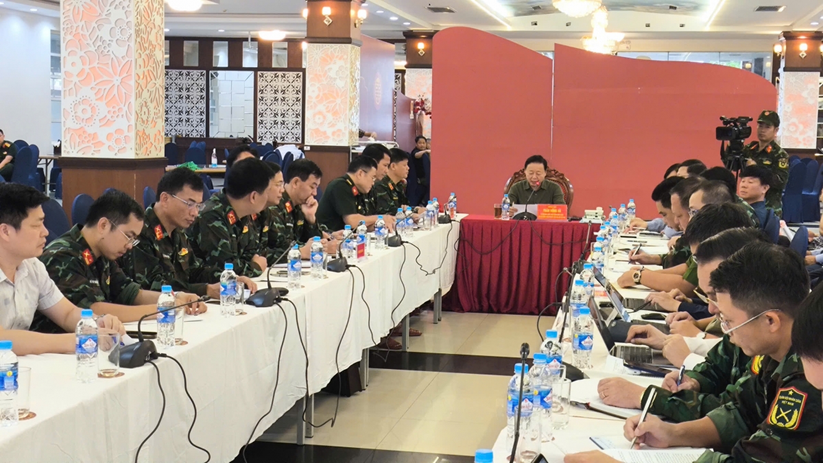 -K’iăng Khua knŭk kna Trần Hồng Hà gĭt gai klei kƀĭn online.