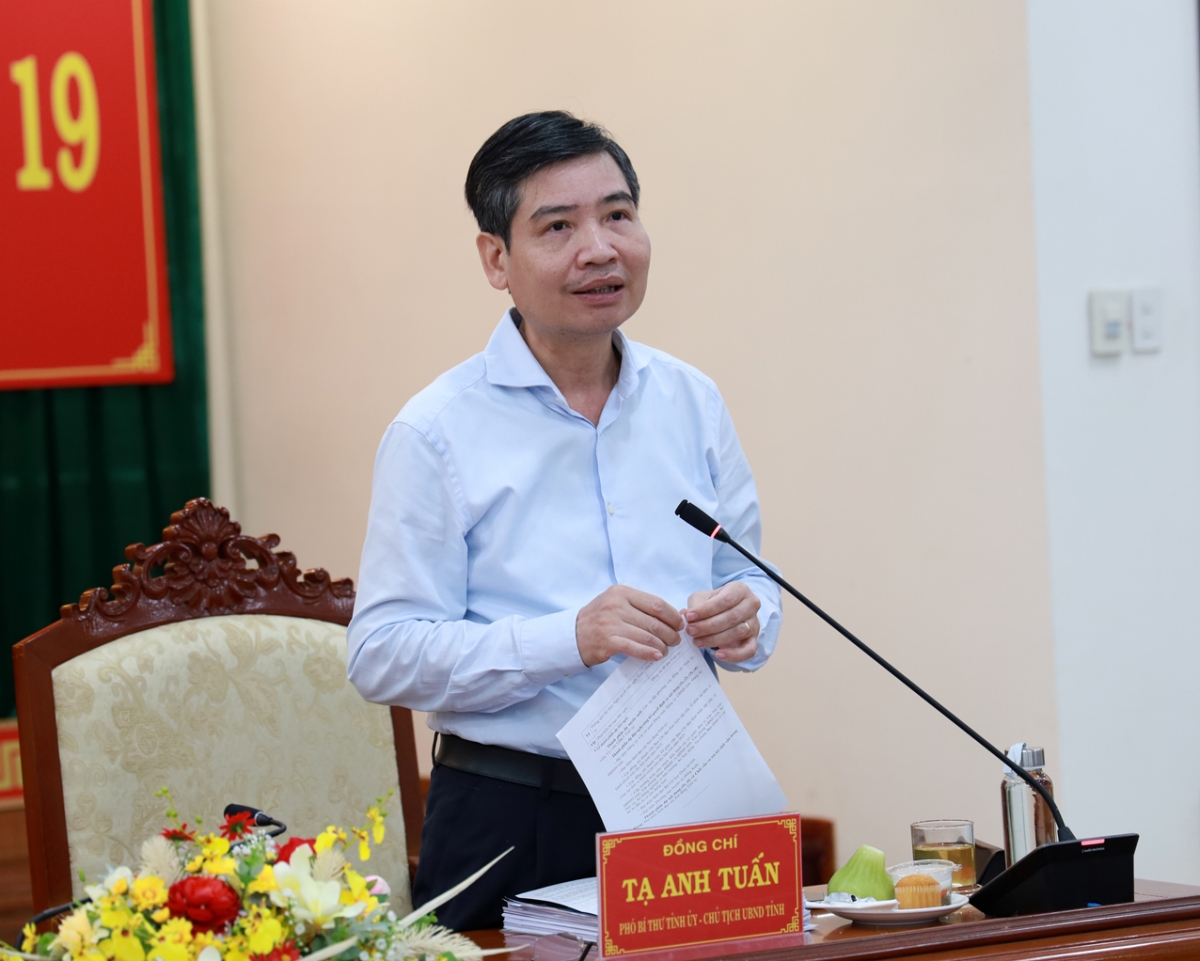 Kơ-iăng Khua ping gah, Khua Jơnum min mơnuih ƀôn sang tơring čar Dak Lak ơi Tạ Anh Tuấn