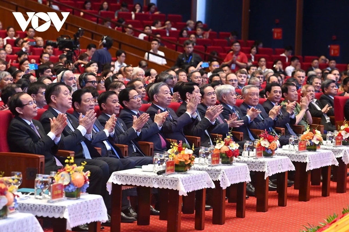 Lãnh đạo Đảng, Nhà nước dự Lễ kỷ niệm 80 năm truyền thống ngành Giáo dục.