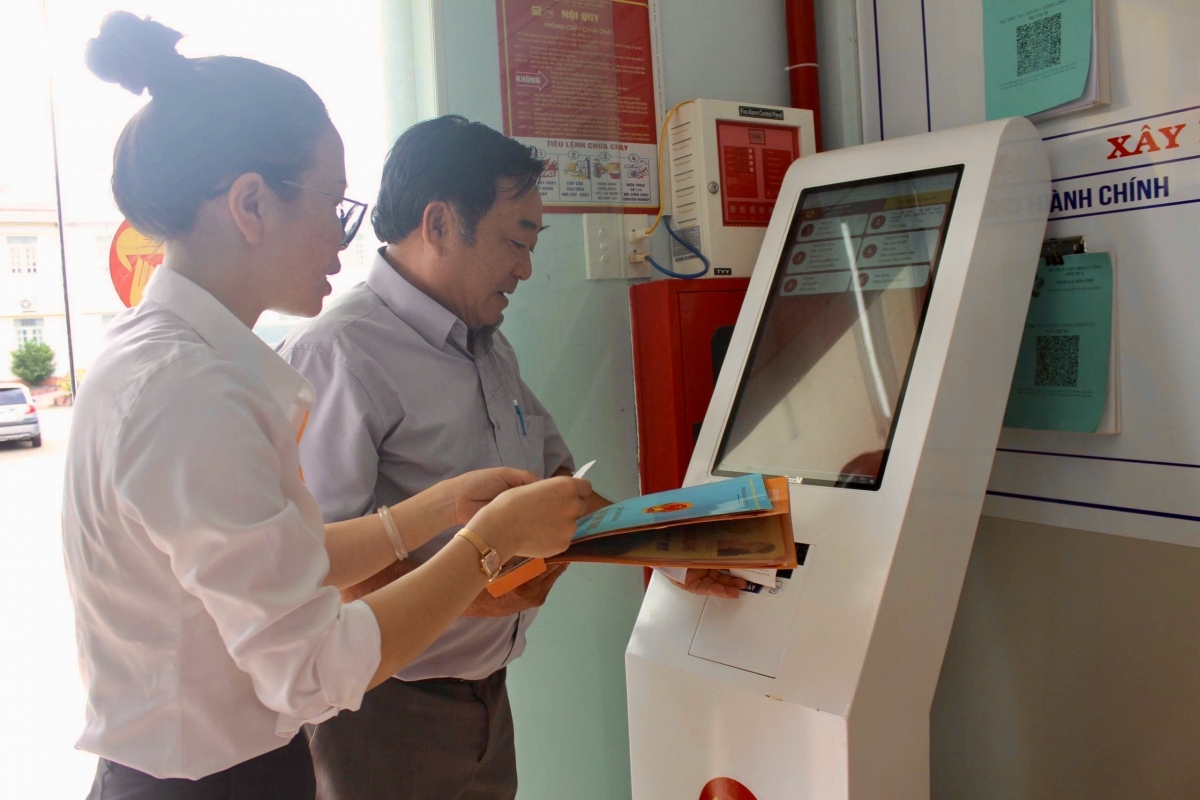 Ngui măi mok pa dong kờl kwang bàng mờ làng bol ƀuơn rơlao tàm broă bơsong ală sră nggal