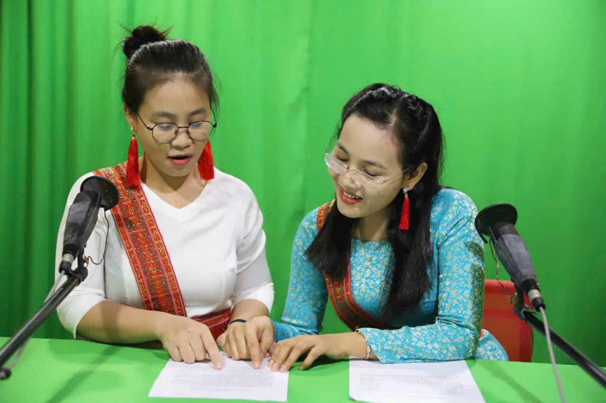 Urang papar sap, ba panuac di Danak dak papar sap Cam