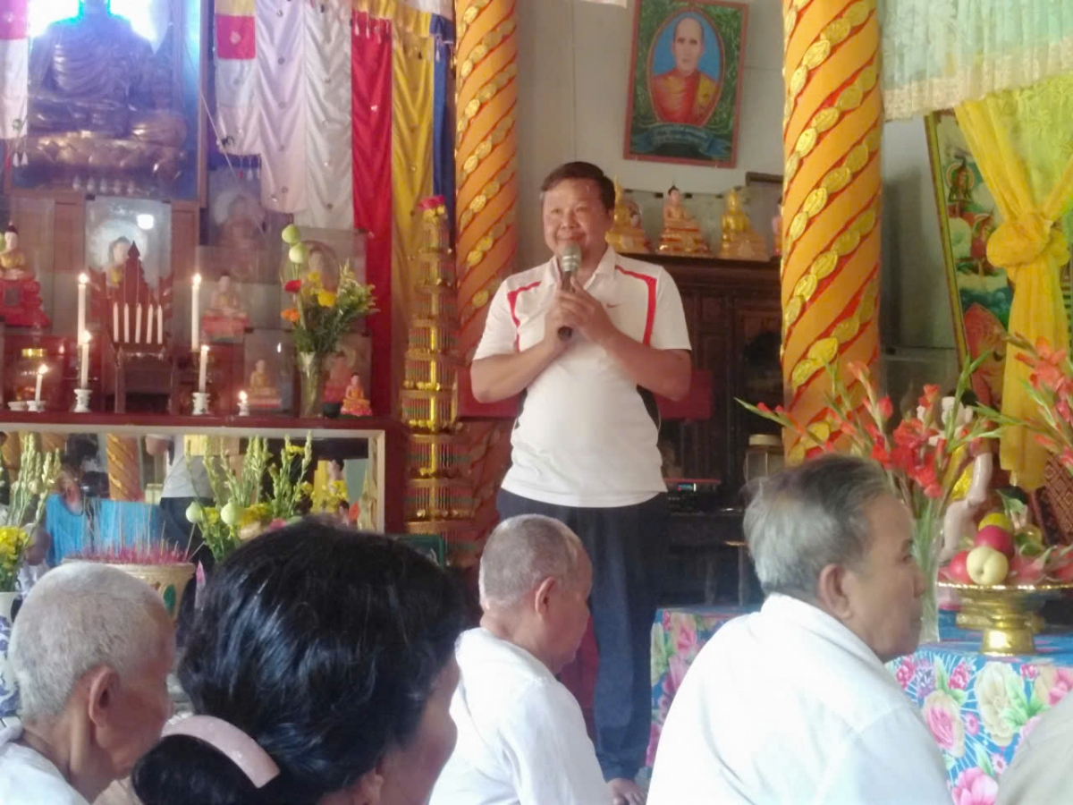 Anh Trần Văn Đài tham dự Lễ Sen ĐônTa ở Chùa Khươne