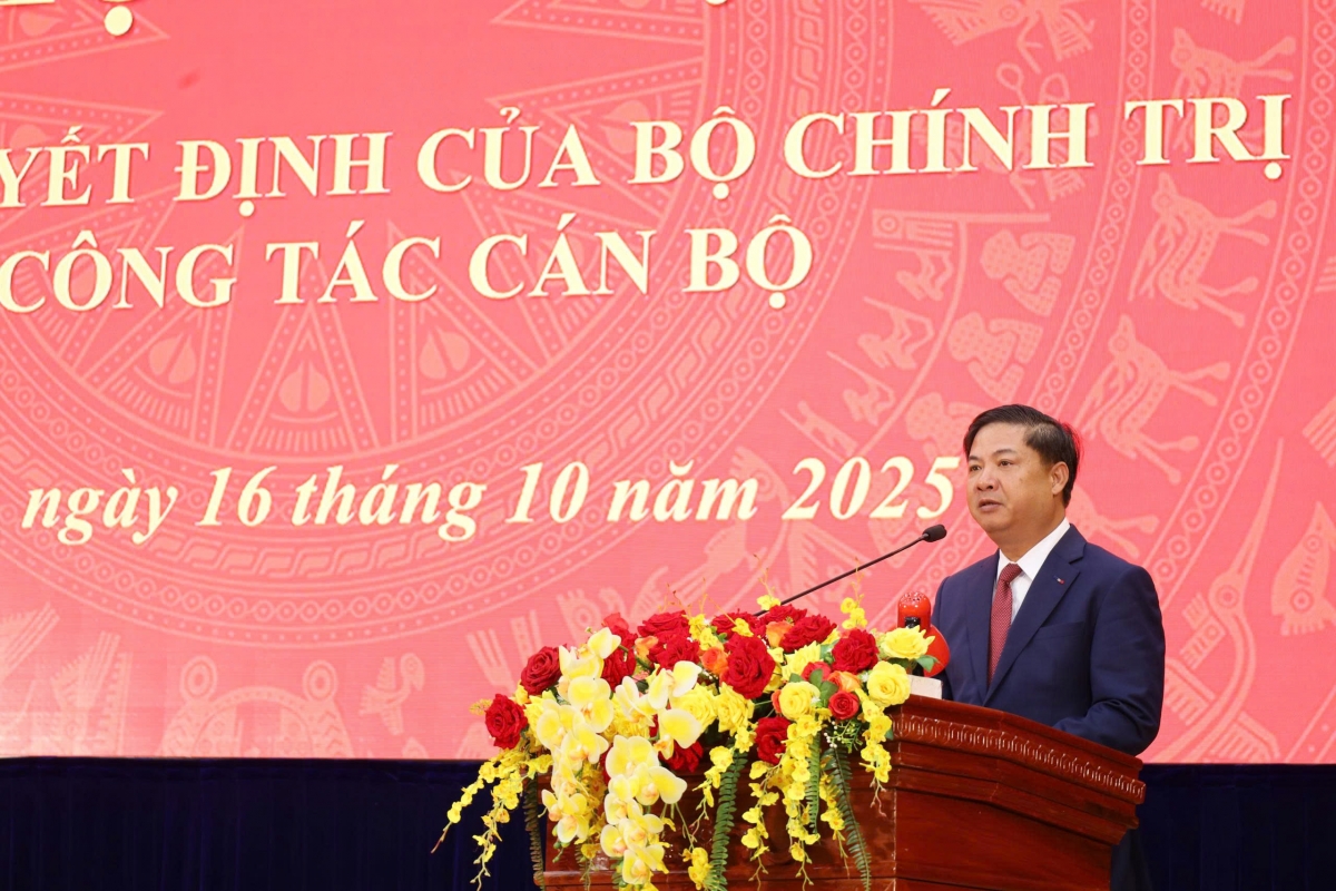 Ồng Lương Nguyễn Minh Triết đơs dờp kơnòl broă