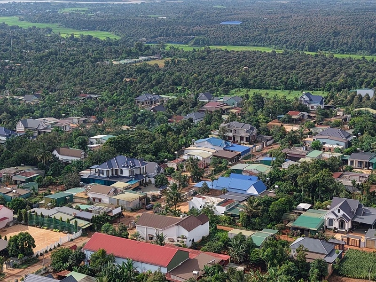 Mbon palei di tinh Dak Lak