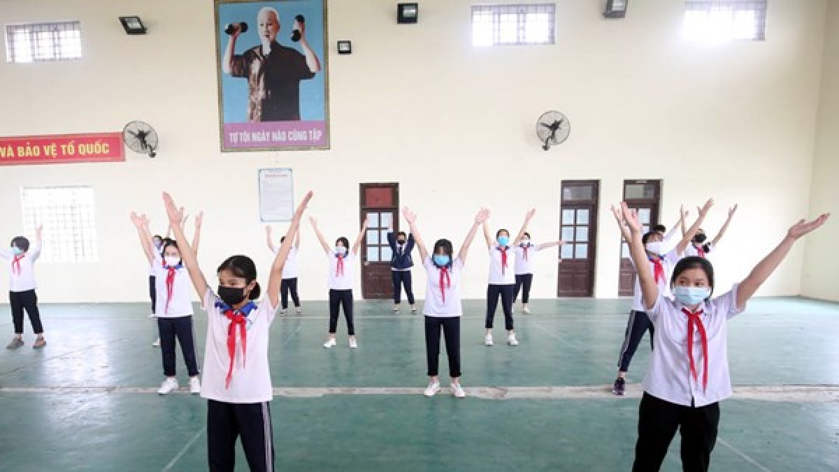 Njauk brei iek praong bruk anek manuac piah cakrok kinh te, xa hoi