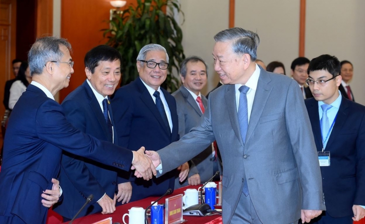 -Khua gĭt gai Đảng Tô Lâm mbĭt hŏng phung bi ala nao hlăm klei bi kƀĭn