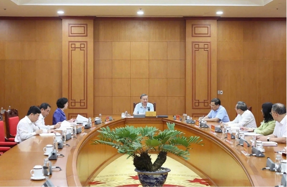 
Tổng Bí thư Tô Lâm pơgơ̆r tơdrong pơm jang