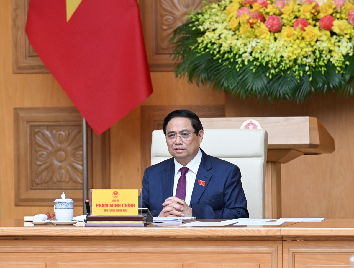 Thủ tướng Cíñ phủ ồng Phạm Minh Chính đơs sồr lơh tàm dar pơrjum