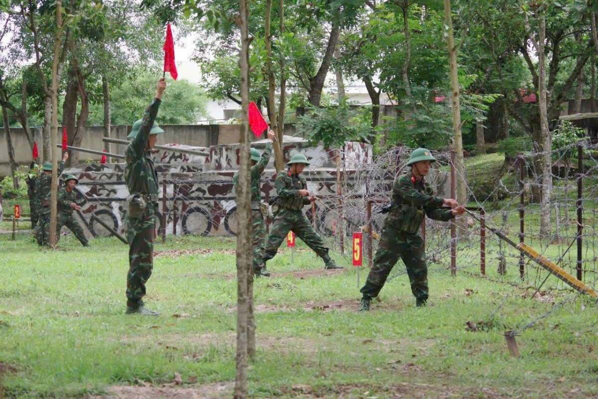 
Jang ‘lơ̆ng bơ̆ jang pơtho pơhrăm tơblăh, kơdrăng iung tơblăh tơ̆ rim hơnih khul ƀô̆ đô̆i.