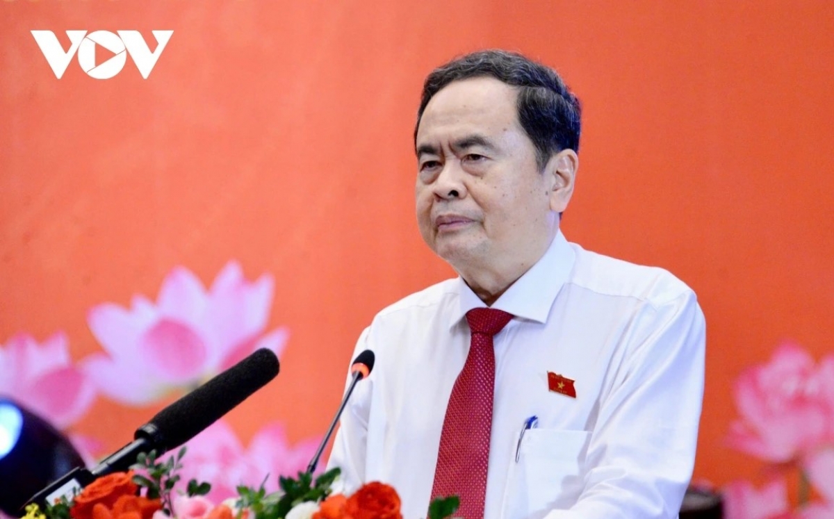 Chủ tịch Quốc hội Trần Thanh Mẫn ghi nhận và nhiệt liệt biểu dương kết quả của nữ ĐBQH chuyên trách, nữ lãnh đạo, nữ đảng ủy viên các Đảng bộ trực thuộc Đảng ủy Quốc hội.