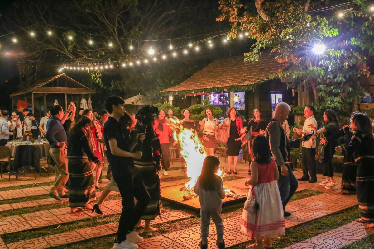 Tơmối rơtế kơhnhon xuăng tiô tuá Tây Nguyên