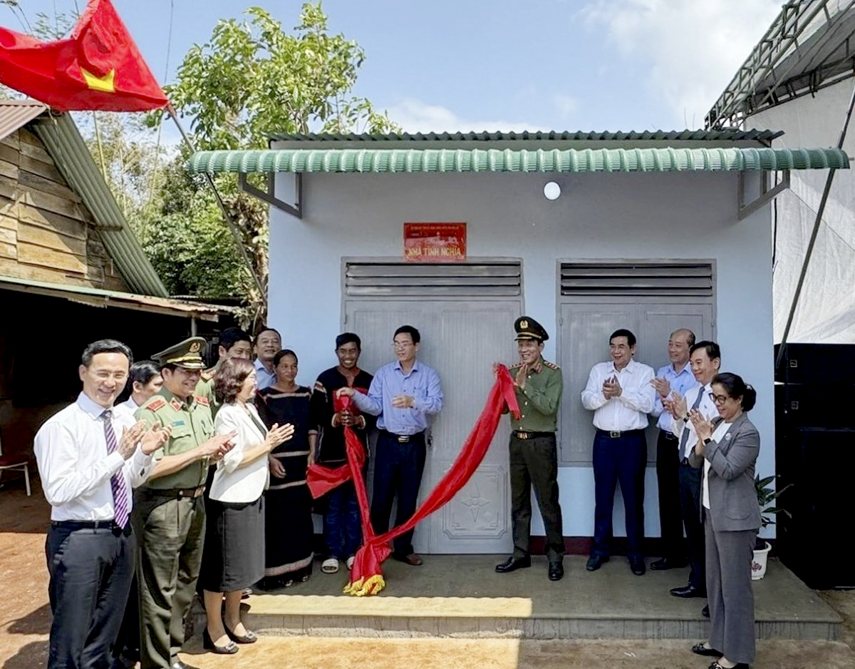 Ală mpồl cau, mpồl lơh sa kă bro pơgồp bơnah tơn jơh hìu lơh ing