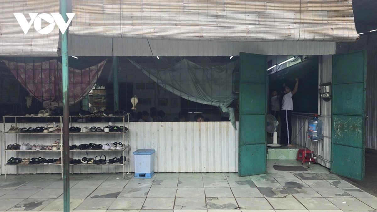 Sang bac meng ton di sang bac Tieu hoc Đông An