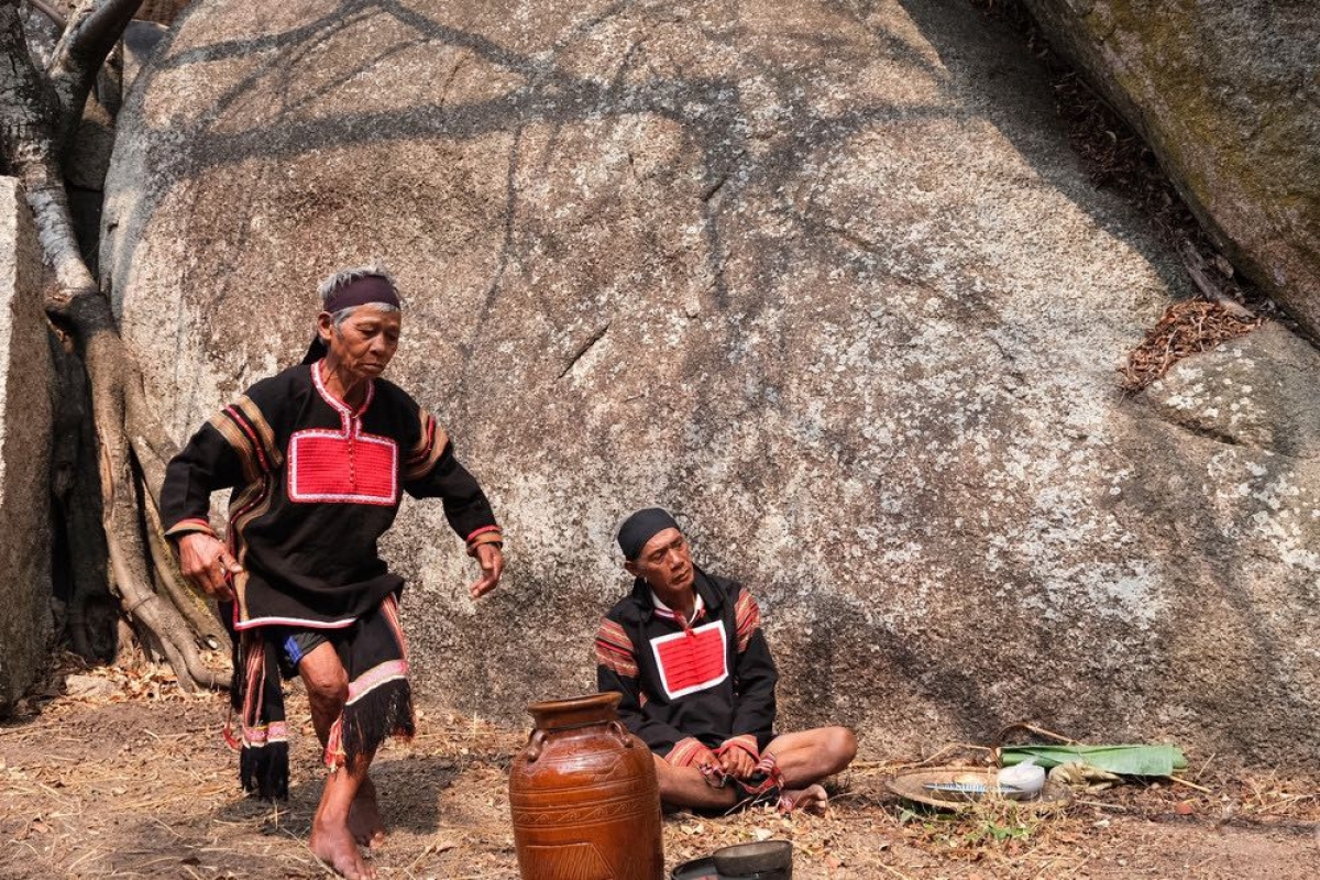 Ơi Siu Phơ (pô djru bruă Pơtao apui tal 14) ngă yang