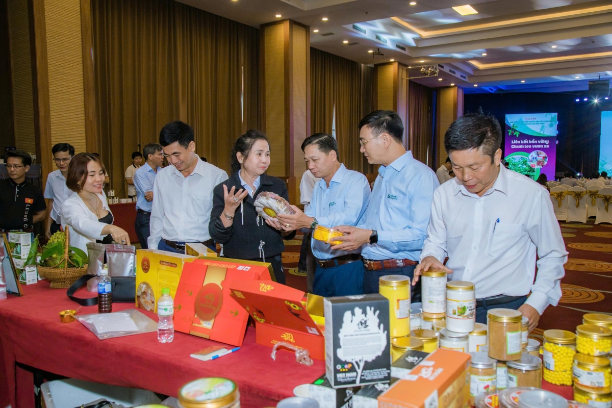 Ăp doanh nghiệp rgâl âk ntil ndơ wăch rgum âk gưl năch lơn