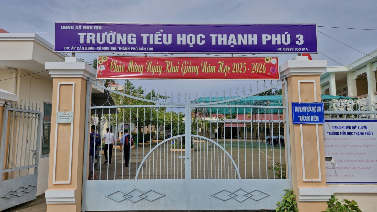 Trường Tiểu học Thạnh Phú 3 được xây dựng trên đất do chùa Prêk On Đơk hiến tặng