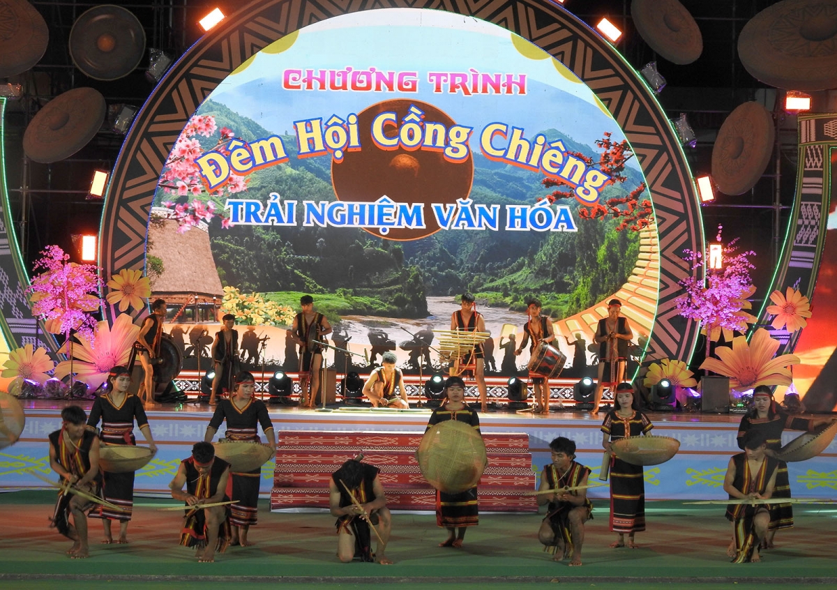 Dơ̆ bơyai lơh “Nhai 10 lòt toès kòi, at lơ i gir ka, kŭp mòc phan brê”