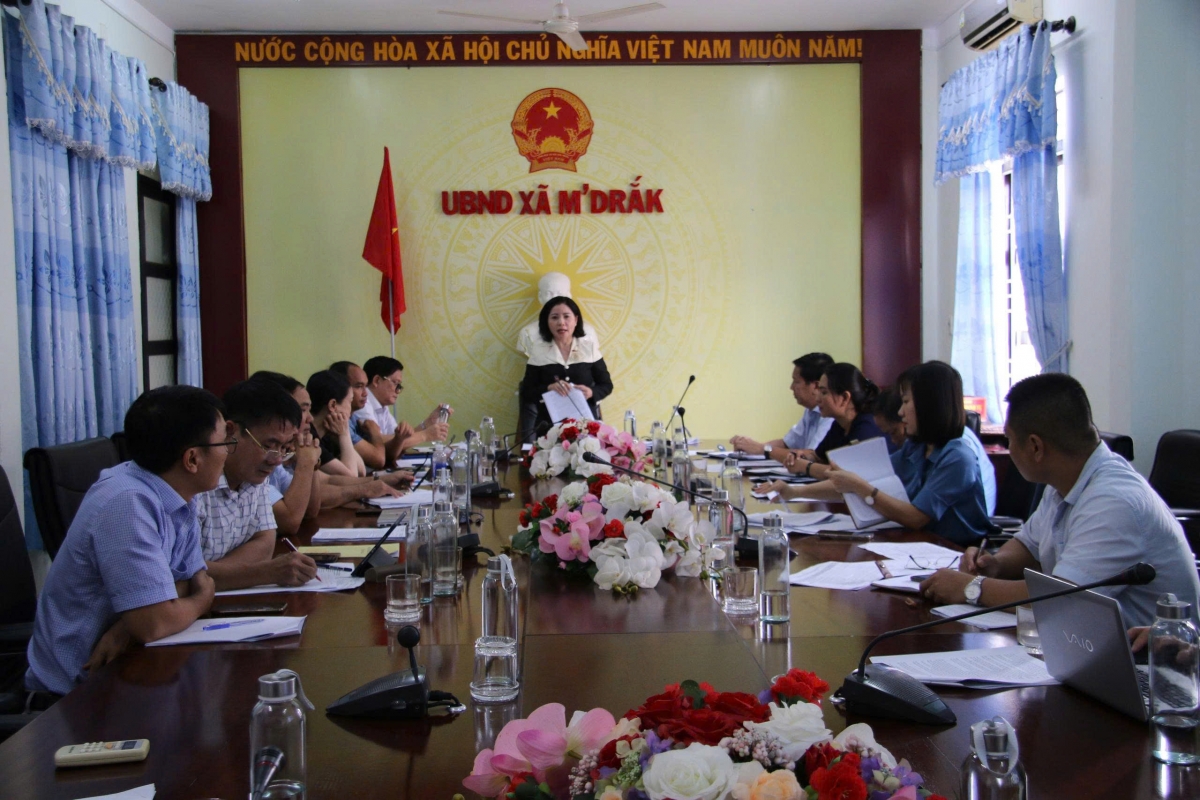 Mpồl Cau ala mat Quôk hội càr Dăk Lăk lơh broă mờ Anih duh broă Làng bol 2 sàh Vụ Bổn mờ M’Drắk.