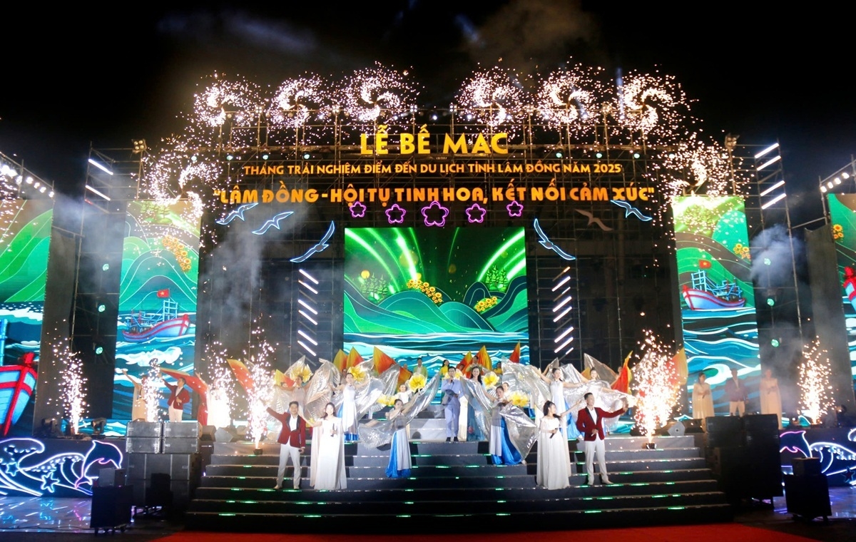 
Pơgơ̆r Joh ayŏ kơdŏ soang Pơtôch pơm lêh.