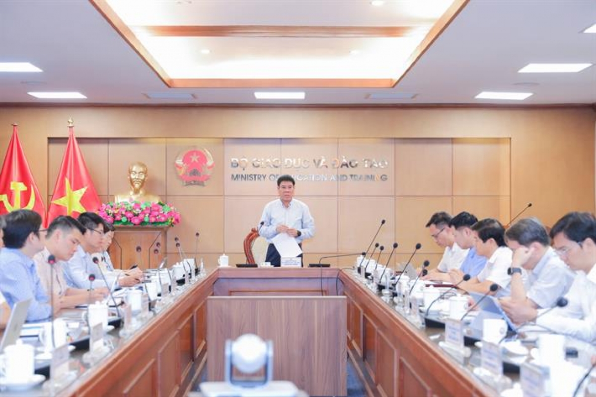 Mentri Pato megru padang ngak Danak dak pakacah tamat THPT angaok mac tinh