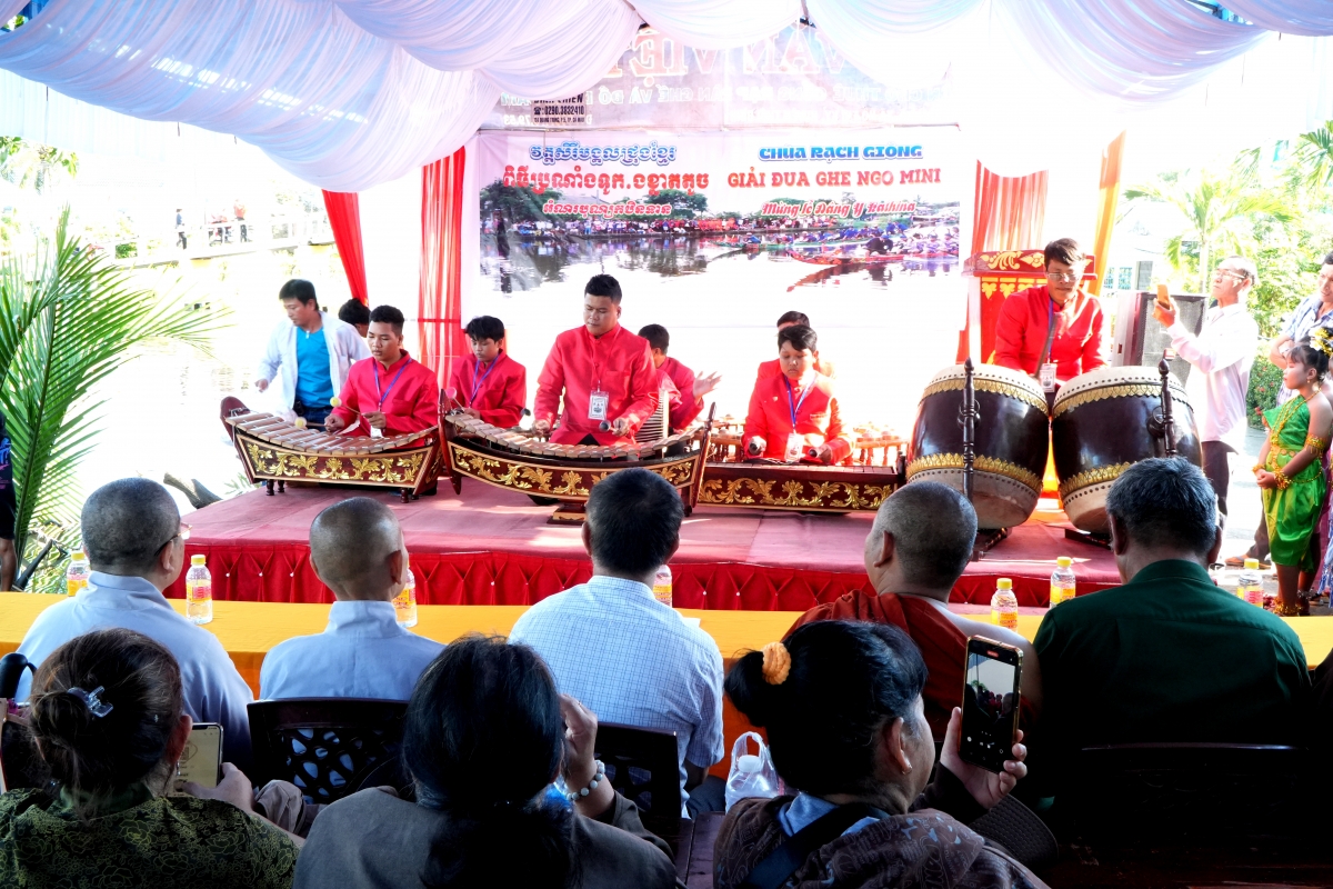 Nhạc ngũ âm phục vụ Lễ hội