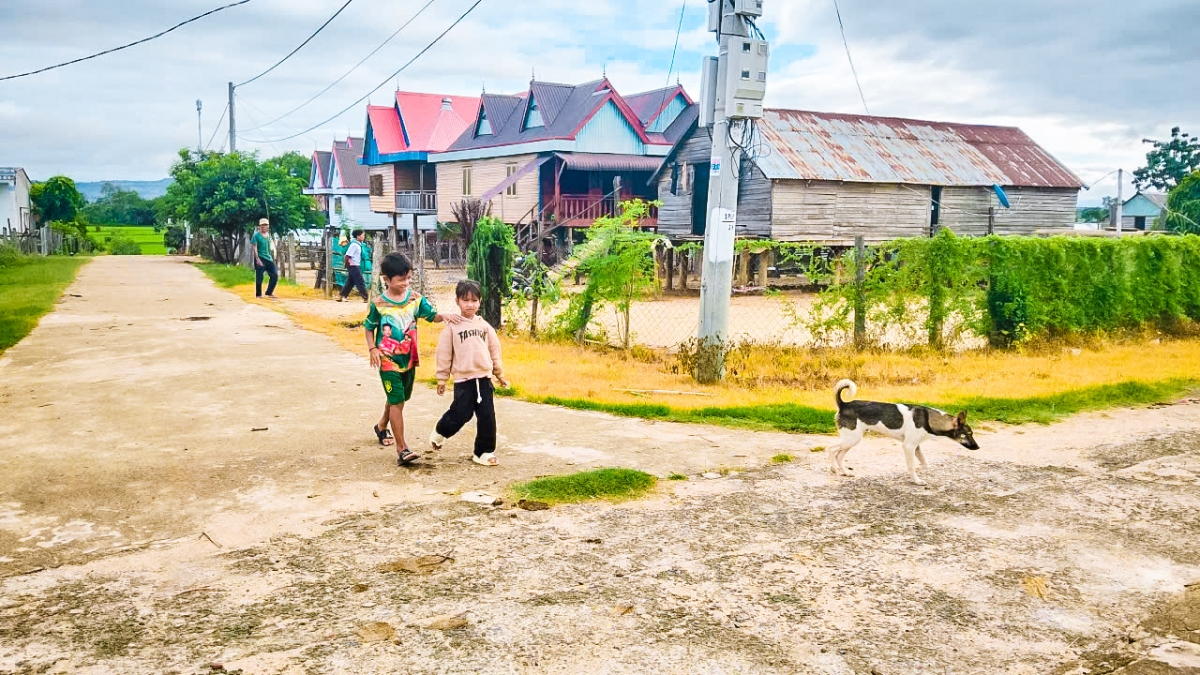 Mâu toăng hngêi trá chal krâ dêi mơngế Bơhnéa châ bro krá kâk tiô drô troăng