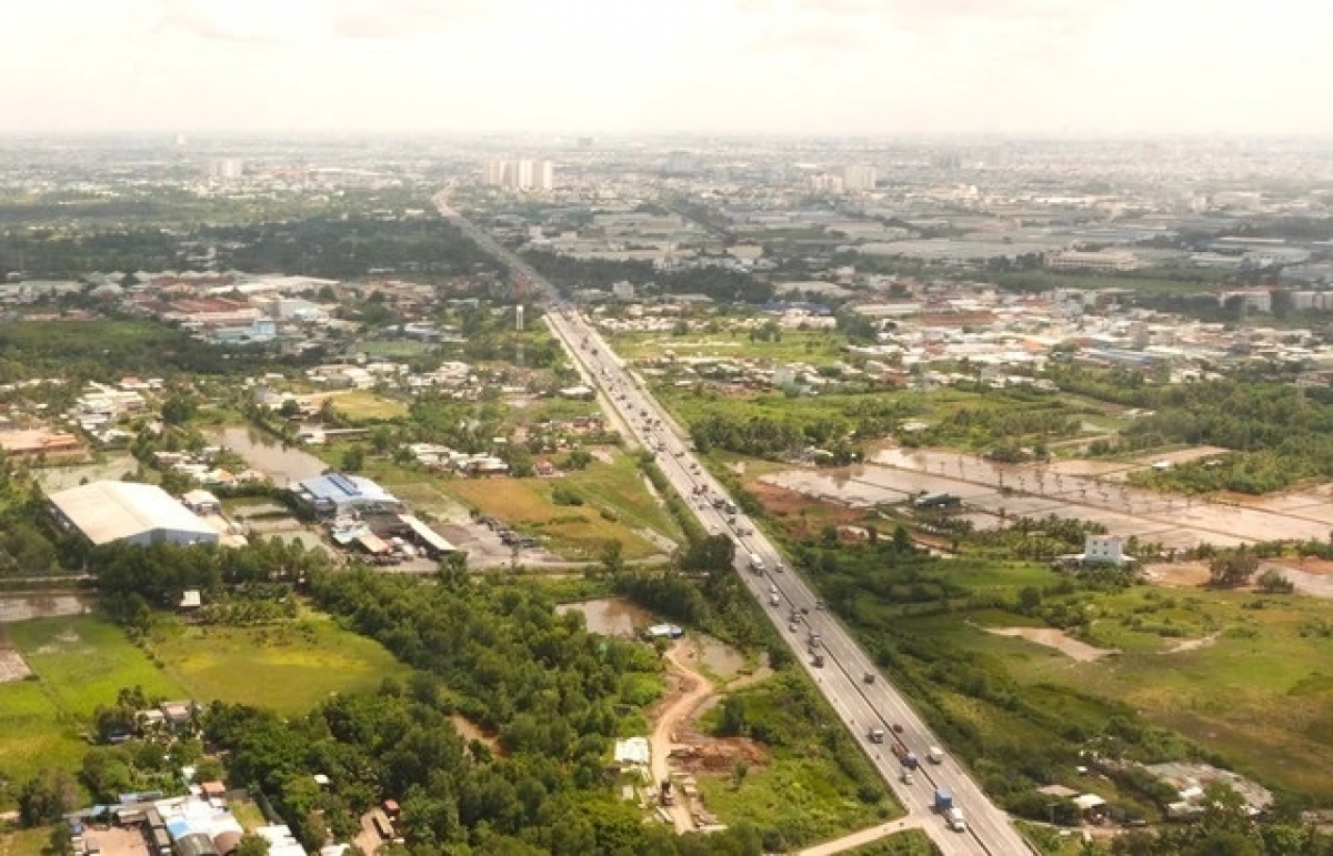 Jalan raya 22, Ban raya HCM