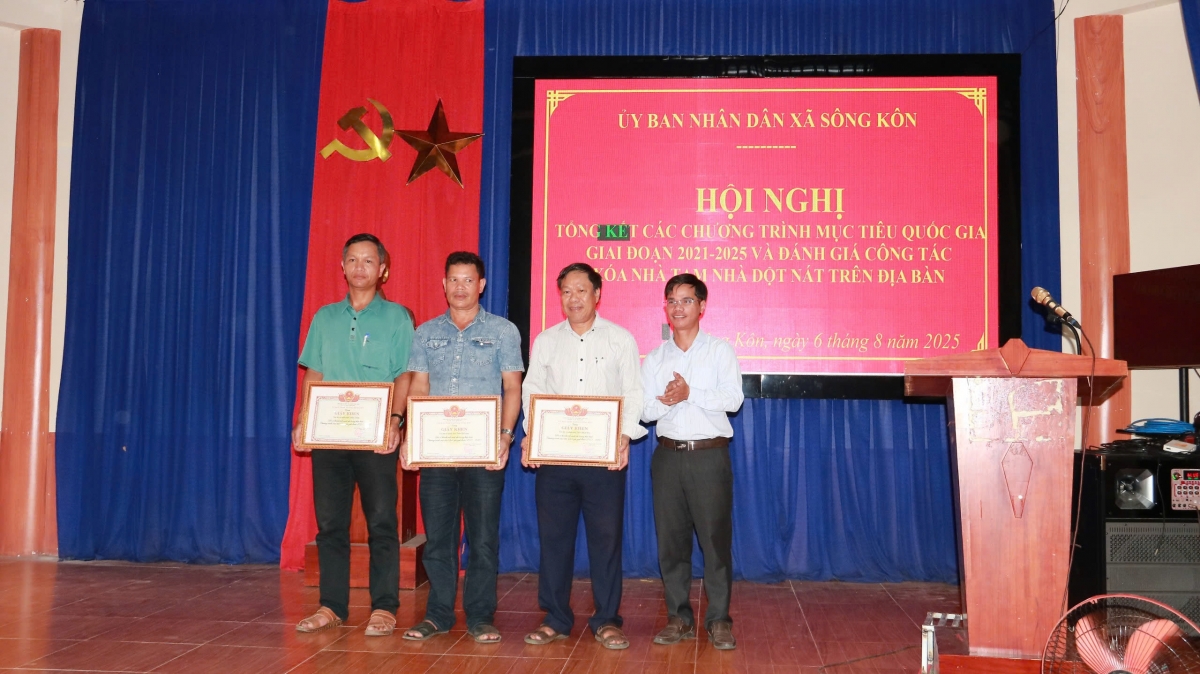 Quần chúng tiêu biểu là hạt nhân bồi dưỡng, kết nạp đảng của địa phương