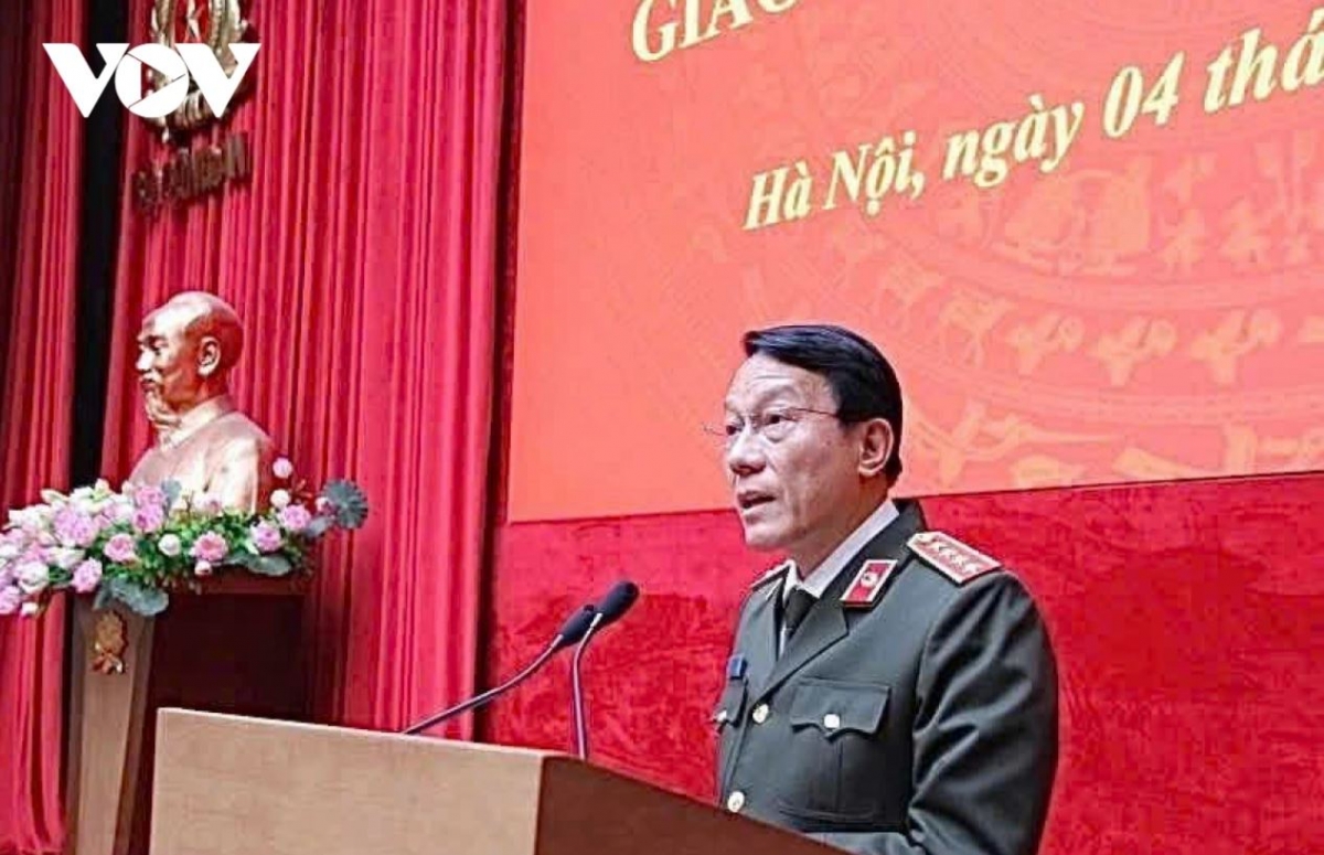 Khua ding jum kông ang-Đại tướng Lương Tam Quang đĭ pơhiăp amăng mông jơnum