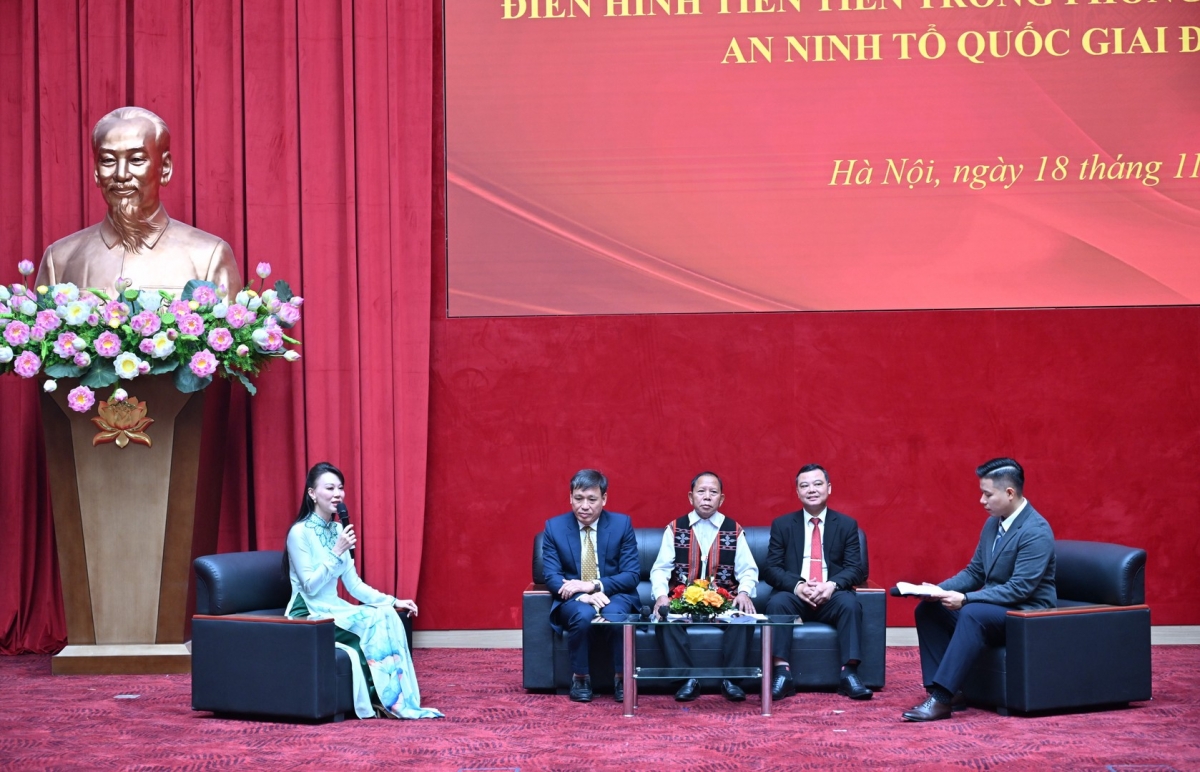 Labaih 2.500 bruk taong abih bhap bini khik caga palei negar hu siam mekre, khang kajap dalam negar.