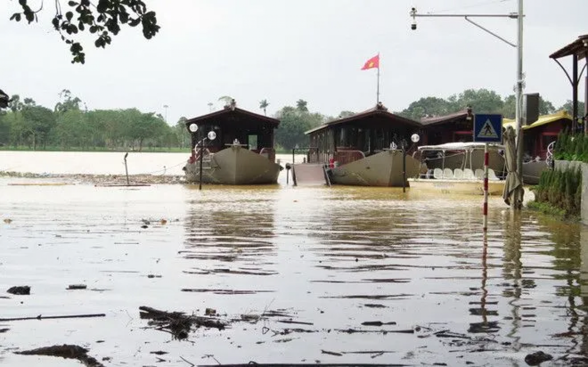 Ngập lụt tại miền Trung - Tây Nguyên.